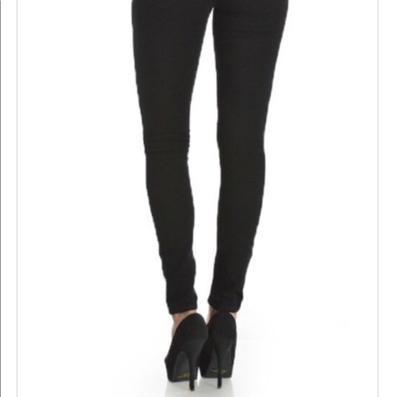 🖤CLEARANCE✨ Destroyed Junior Size Skinny Jeans - Picture 4 of 7
